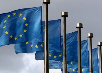 UE