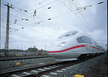 Siemens se une a DB Energie para modernizar operaciones de red ferroviaria 