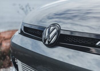 Volkswagen presenta resultados favorables en sus marcas después de hacer despidos masivos 