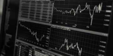 Industria automotriz alerta consecuencias en economía estadounidense por aranceles de Trump