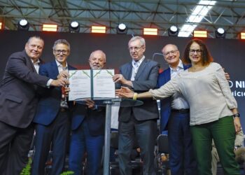 Brasil invierte 654 mdd para impulsar rendimiento energético en fabricación de autos