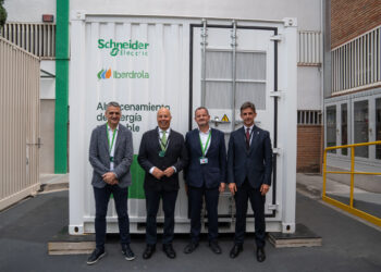 Iberdrola instala su primera microred de España en planta de Schneider Electric 