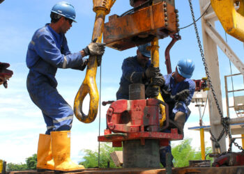 Colombia obtiene reservas por 2,035 millones de barriles de petróleo en 2024, aumentó 0.74%   