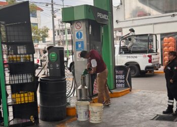 Profeco y ASEA clausuran cuatro estaciones de servicio en CDMX