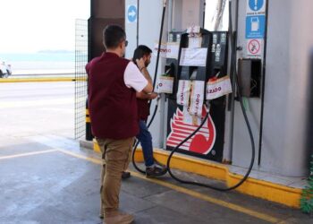 Profeco y ASEA clausuran seis estaciones de servicio en Veracruz