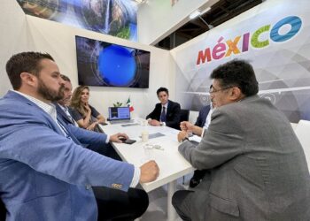 Oaxaca presenta Centro de Innovación y Diseño para industria automotriz y logística