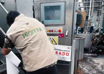 Profepa clausura tres empresas manufactureras por mal manejo de residuos peligrosos