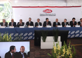 Industria de la Construcción y SICT firman convenio a favor de la calidad de obras públicas