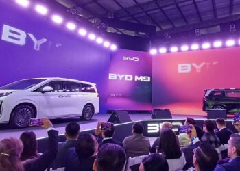 BYD M9 llega al mercado mexicano con 945 km autónomos