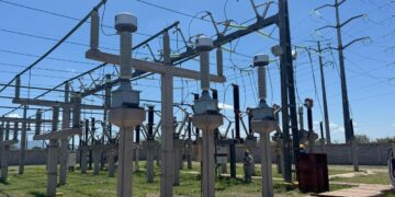CFE moderniza Red Nacional de Transmisión para garantizar suministro energético