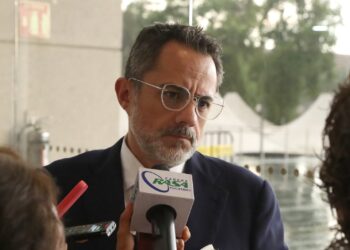 Profeco ventila a morenistas que piden “favores” para evitar cierres de gasolineras y hoteles de lujo