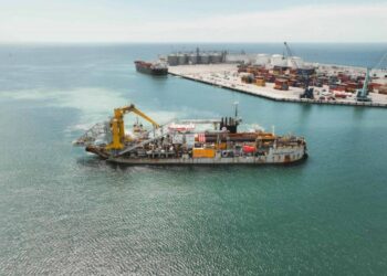 Yucatán inicia dragado de clase mundial en Puerto Progreso