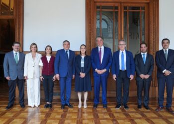 Deuda con Pemex: Baker Hughes se reúne con Claudia Sheinbaum