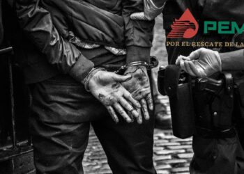Condenan a 31 años de prisión a exservidores que facilitaban el ‘huachicol’ en Pemex