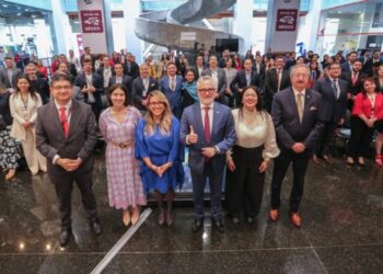 México y Suiza exploran oportunidades de inversión en tecnologías limpias e IA