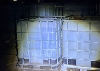 ¡Huachicol en Nayarit! Aseguran más de 2 mil litros de combustible ilegal