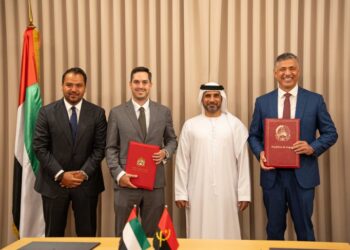 Tras comprar Iberdrola México, Cox construye planta desalinizadora en Emiratos Árabes