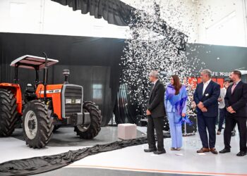 TAFE inaugura fábrica de tractores en Aguascalientes con inversión de 280 mdp