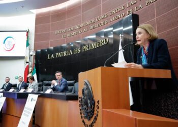 Senado llama a impulsar energías limpias y reducir importaciones de gas de Texas 