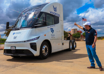 Greenspace E-Mobility anuncia ‘ruta verde’ de transporte de carga entre NL y Texas