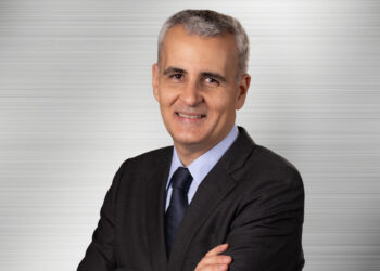 Stellantis al borde del colapso: nuevo CFO intentará salvar a la empresa