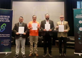 Firman convenio a favor de la logística y turismo médico entre Nuevo León y Texas 