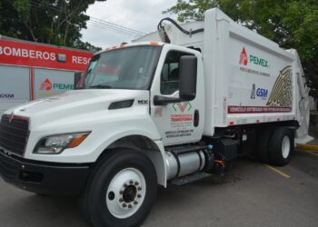 Pemex dona 100 mdp en vehículos e infraestructura eléctrica para Chiapas