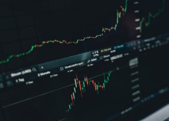 Sistema financiero sólido, base para el crecimiento industrial en México: CESF