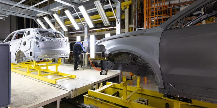 Aranceles de EU golpean a la industria de autopartes y tensionan la revisión del T-MEC
