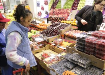 El consumo privado crece con cautela; productos mexicanos se rezagan