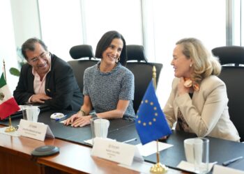 México y Europa impulsan inversiones millonarias en energía renovable