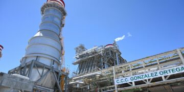 Sheinbaum inaugura planta de CFE en Mexicali; aportará 653 MW al sistema eléctrico