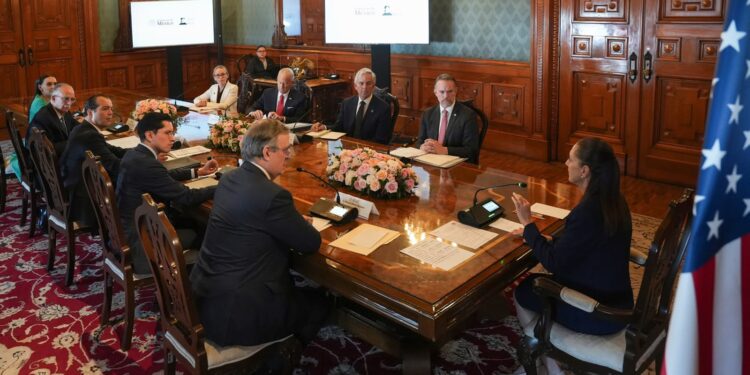 México mantiene libres de arancel el 85% de sus exportaciones a EU bajo el T-MEC