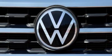 Volkswagen enfrenta riesgo de huelga en Puebla: trabajadores exigen aumento salarial de 17%