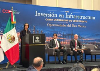 Sener acelera la inversión privada: adjudica 55 proyectos eléctricos y 10 contratos mixtos de Pemex