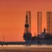 Precio del petróleo cae tras oferta de Irán de reabrir Ormuz: qué significa para el suministro mundial de crudo