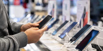 ¿Por qué suben los precios de los celulares? La IA golpea a Samsung, Apple y Xiaomi