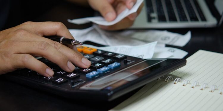 IMCO: recaudar más sin castigar al contribuyente, el reto para el Paquete 2027