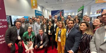 México busca atraer inversiones en semiconductores y competir como hub tecnológico