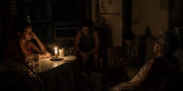 Pemex deja enviar crudo a Cuba tras orden de Trump; la isla enfrenta apagones extremos