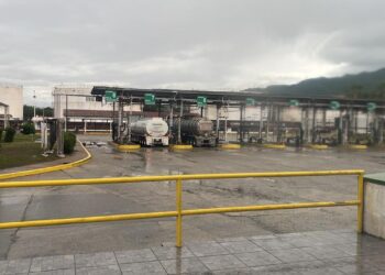 Huracán Simon: CFE recupera electricidad en 14 municipios y Pemex asegura abasto