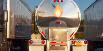 Accidente en estación de gas de Polgas en Coacalco deja un lesionado; investigan causas